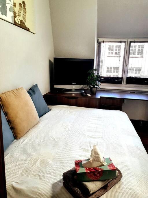 Rostock Hautnah Erleben - Schoene Maisonette 2Og Bagian luar foto