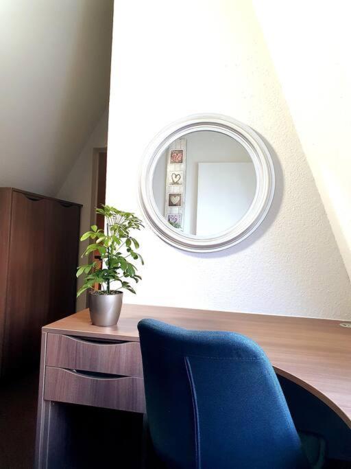 Rostock Hautnah Erleben - Schoene Maisonette 2Og Bagian luar foto